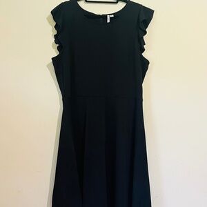 Elle Black Dress XL Capped Ruffle Sleeves